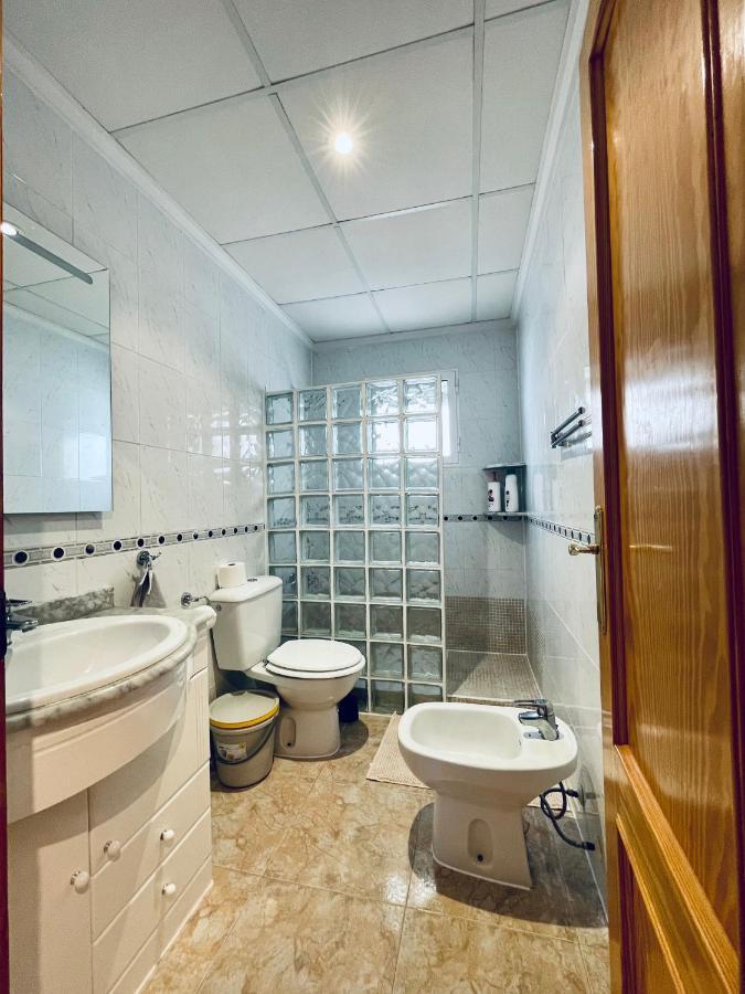 El Papagayo Apartment 2 Mins Walking To The Beach Torrevieja Eksteriør billede